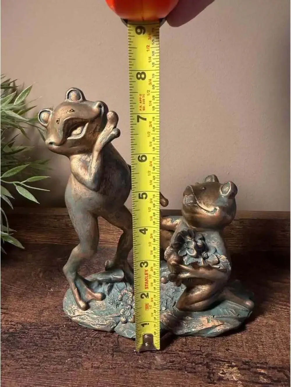 Vintage Style Bronze and Verdigris Frog Couple Figurine